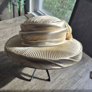 Vintage Mr. Hi's Classic Gold Occasion Hat - Sunday Best / Kentucky Derby